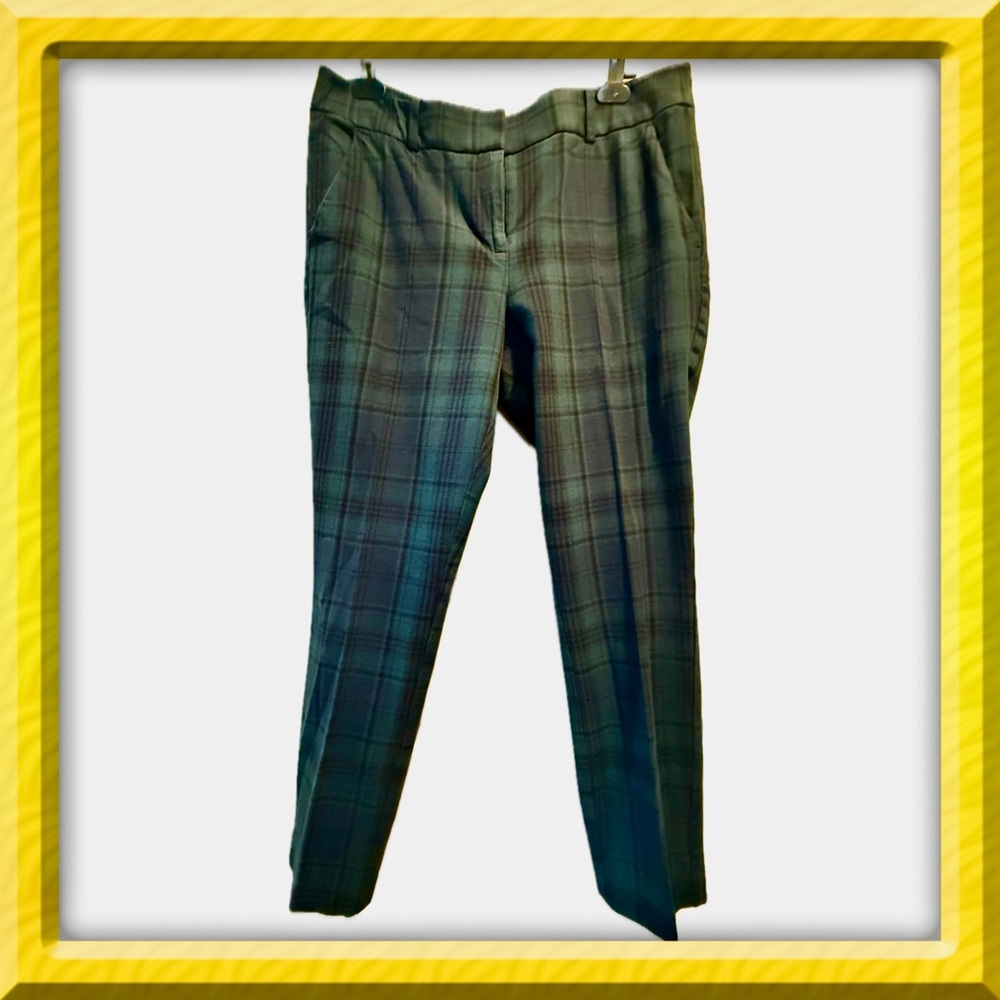 Pants - Loft Marissa ankle - blackwatch plaid green - size 10. Slightly faded
